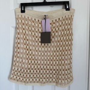 NEW Le Lis Crocheted Lined Stretch Mini Pencil Skirt Cream Tan Women’s Large NWT